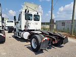 Used 2018 Freightliner Cascadia Cummins X15 Semi Truck for sale #785938 - photo 2