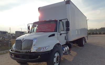Used 2018 International DuraStar 4300 Cab Chassis for sale #787594 - photo 1