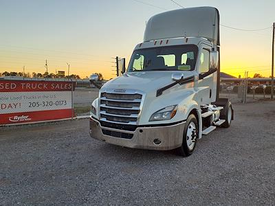 Used 2019 Freightliner Cascadia Detroit DD13 Semi Truck for sale #803305 - photo 1