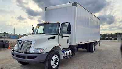 Used 2019 International DuraStar 4300 - photo 1