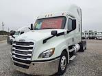 Used 2019 Freightliner Cascadia Detroit Diesel DD15 Semi Truck with Sleeper Cab for sale #875217 - photo 1