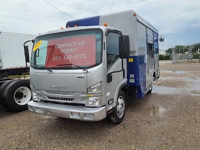 Used 2019 Isuzu NRR Beverage Truck for sale #879706 - photo 1