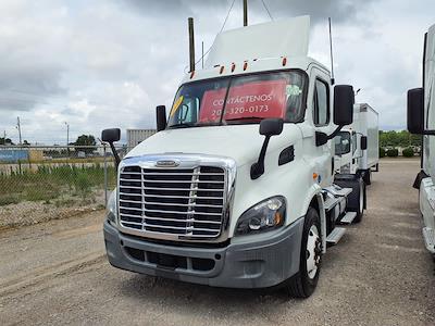 Used 2020 Freightliner Cascadia Detroit DD13 Semi Truck for sale #895475 - photo 1