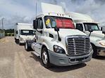 Used 2020 Freightliner Cascadia Detroit DD13 Semi Truck for sale #895475 - photo 4