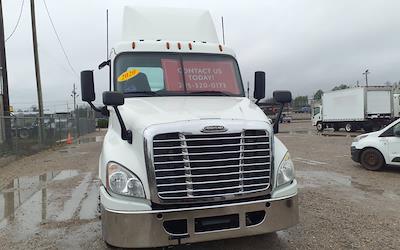 Used 2020 Freightliner Cascadia Detroit Diesel DD15 Semi Truck for sale #896486 - photo 2