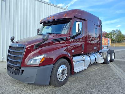 Used 2020 Freightliner Cascadia Detroit Diesel DD15 Semi Truck with Sleeper Cab for sale #240724 - photo 1