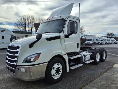 Used 2020 Freightliner Cascadia Detroit DD13 Semi Truck for sale #243281 - photo 1