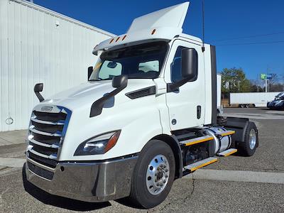 Used 2020 Freightliner Cascadia Detroit DD13 Semi Truck for sale #244891 - photo 1