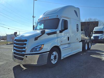 Used 2020 Freightliner Cascadia Detroit Diesel DD15 Semi Truck with Sleeper Cab for sale #275097 - photo 1