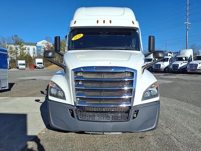 Used 2020 Freightliner Cascadia - photo 1