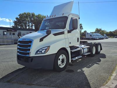 Used 2022 Freightliner Cascadia Detroit DD13 Semi Truck for sale #553171 - photo 1