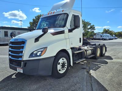 Used 2022 Freightliner Cascadia Detroit DD13 Semi Truck for sale #553205 - photo 1