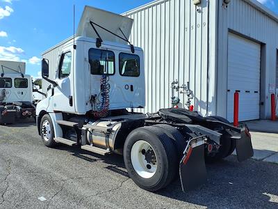 Used 2022 Freightliner Cascadia Detroit DD13 Semi Truck for sale #553212 - photo 2