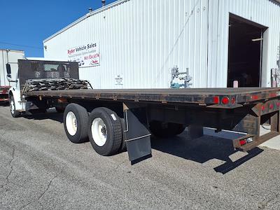 Used 2014 Freightliner M2 106 Conventional Cab Flatbed Truck for sale #553744 - photo 2