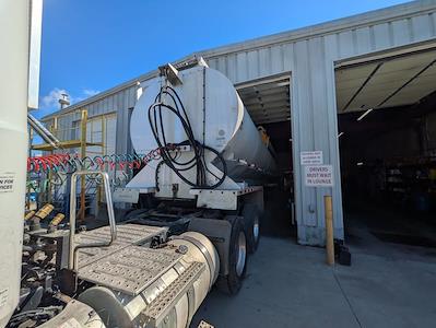Used 2016 Ledwell Tank Trailer 670951 for sale #670951 - photo 3