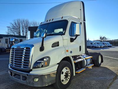 Used 2018 Freightliner Cascadia Detroit DD13 Semi Truck for sale #683710 - photo 1