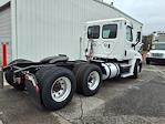 Used 2018 Freightliner Cascadia Detroit Diesel DD15 Semi Truck for sale #765523 - photo 4