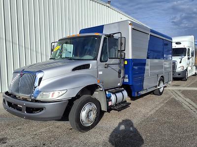 Used 2019 International DuraStar 4300 - photo 1