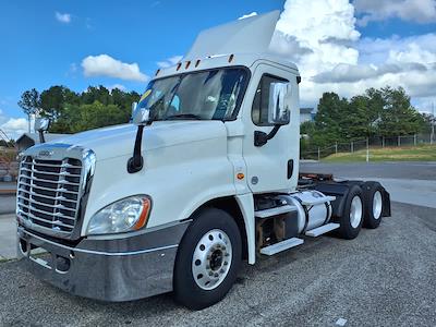 Used 2019 Freightliner Cascadia Detroit Diesel DD15 Semi Truck for sale #830551 - photo 1