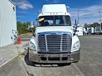 Used 2019 Freightliner Cascadia Detroit Diesel DD15 Semi Truck for sale #832939 - photo 2