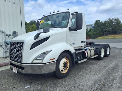 Used 2019 Volvo VNL Volvo D13 Semi Truck for sale #838671 - photo 1