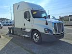 Used 2019 Freightliner Cascadia Detroit Diesel DD15 Semi Truck with Sleeper Cab for sale #862660 - photo 4