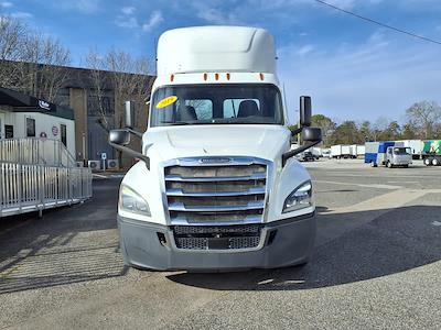 Used 2019 Freightliner Cascadia Detroit DD13 Semi Truck for sale #863257 - photo 2