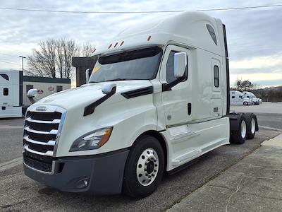 Used 2019 Freightliner Cascadia Detroit Diesel DD15 Semi Truck with Sleeper Cab for sale #876295 - photo 1