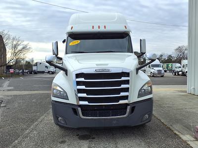 Used 2019 Freightliner Cascadia Detroit Diesel DD15 Semi Truck with Sleeper Cab for sale #876295 - photo 2