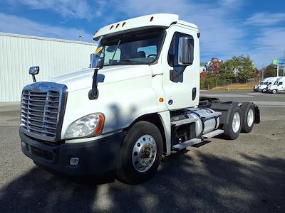Used 2020 Freightliner Cascadia Detroit Diesel DD15 Semi Truck for sale #880750 - photo 1