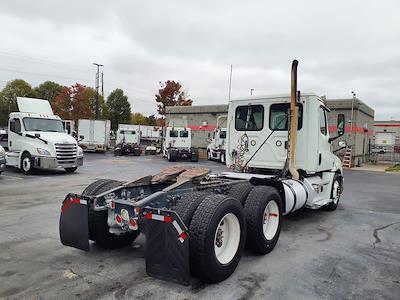 Used 2020 Freightliner Cascadia Detroit DD13 Semi Truck for sale #249059 - photo 2