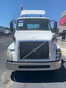 Used 2016 Volvo VNL Volvo D13 Semi Truck for sale #383899 - photo 2