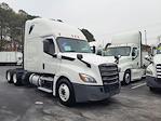Used 2019 Freightliner Cascadia Detroit Diesel DD15 Semi Truck with Sleeper Cab for sale #578646 - photo 1