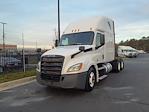 Used 2019 Freightliner Cascadia Detroit Diesel DD15 Semi Truck with Sleeper Cab for sale #578649 - photo 4