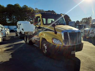Used 2017 Freightliner Cascadia Detroit DD13 Semi Truck for sale #673898 - photo 1
