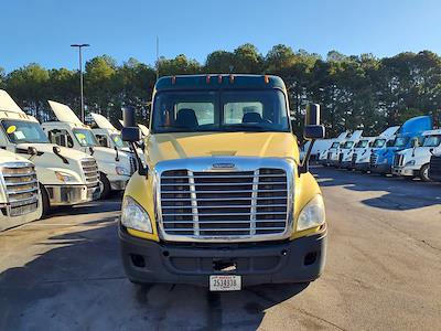 Used 2017 Freightliner Cascadia Detroit DD13 Semi Truck for sale #673898 - photo 2