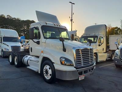 Used 2019 Freightliner Cascadia Detroit Diesel DD15 Semi Truck for sale #807759 - photo 1