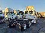 Used 2019 Freightliner Cascadia Detroit Diesel DD15 Semi Truck for sale #807759 - photo 2