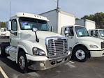 Used 2019 Freightliner Cascadia Detroit Diesel DD15 Semi Truck for sale #828586 - photo 1