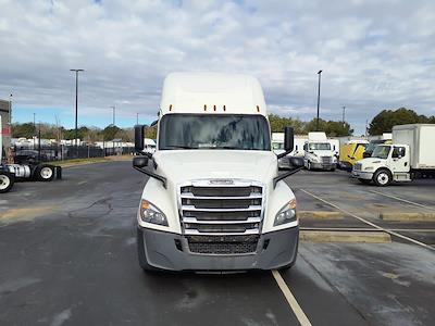 Used 2019 Freightliner Cascadia Detroit Diesel DD15 Semi Truck with Sleeper Cab for sale #861219 - photo 2