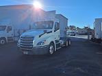 Used 2019 Freightliner Cascadia Detroit DD13 Semi Truck for sale #866742 - photo 4