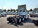 Used 2019 Freightliner Cascadia Detroit Diesel DD15 Semi Truck for sale #869526 - photo 2