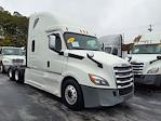 Used 2020 Freightliner Cascadia Detroit Diesel DD15 Semi Truck with Sleeper Cab for sale #881307 - photo 1