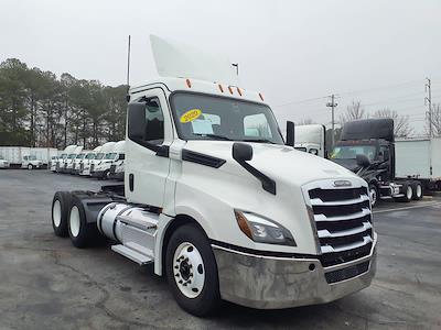 Used 2020 Freightliner Cascadia Detroit Diesel DD15 Semi Truck for sale #881823 - photo 1