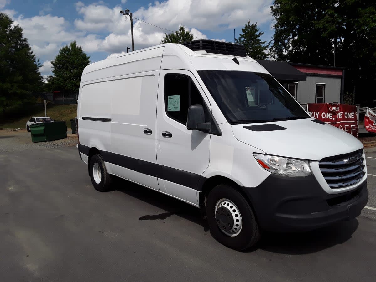 Used 2019 Freightliner Sprinter 3500 - photo 5