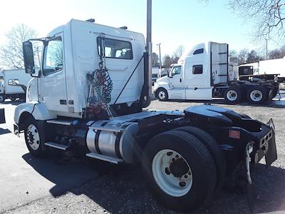 Used 2016 Volvo VNL Volvo D13 Semi Truck for sale #383932 - photo 2
