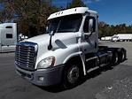 Used 2018 Freightliner Cascadia Detroit Diesel DD15 Semi Truck for sale #763264 - photo 1