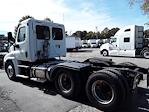 Used 2018 Freightliner Cascadia Detroit Diesel DD15 Semi Truck for sale #763264 - photo 2