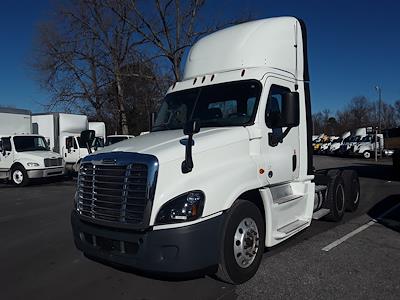 Used 2018 Freightliner Cascadia Cummins X15 Semi Truck for sale #763980 - photo 1
