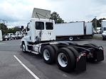 Used 2019 Freightliner Cascadia Detroit DD13 Semi Truck for sale #813421 - photo 2